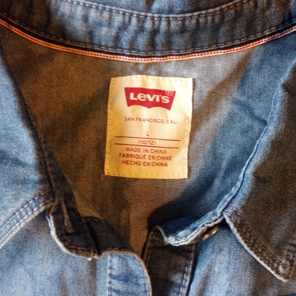 Levis dress 10/12 kids - Picture 2 of 2